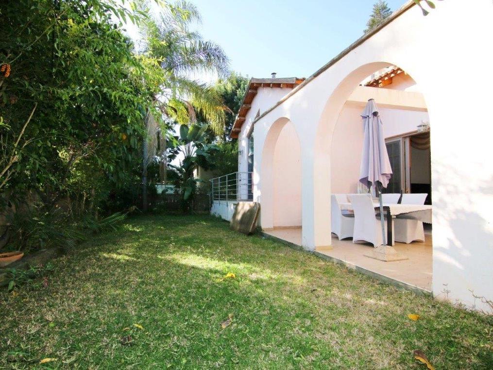 Luxury Villa in Neve Oz